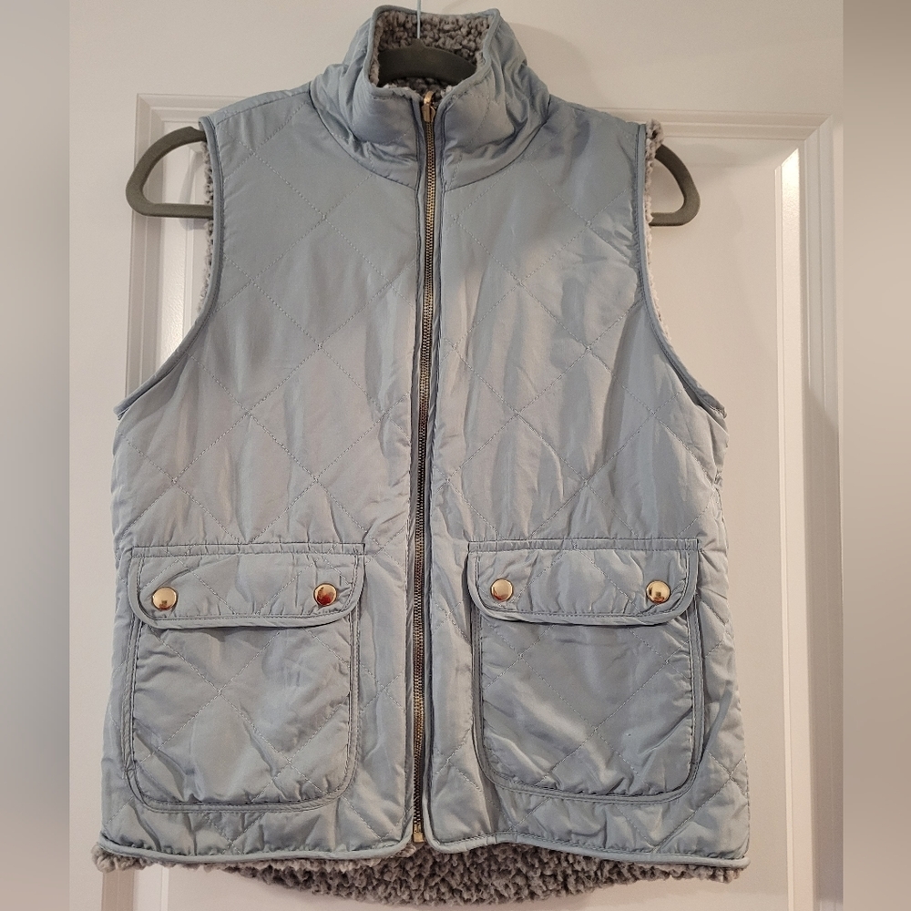 Thread and Supply reversible sherpa vest - Picture 2 of 5